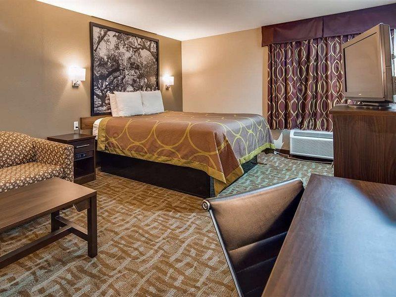 Surestay Hotel By Best Western Alexandria Airport Екстер'єр фото