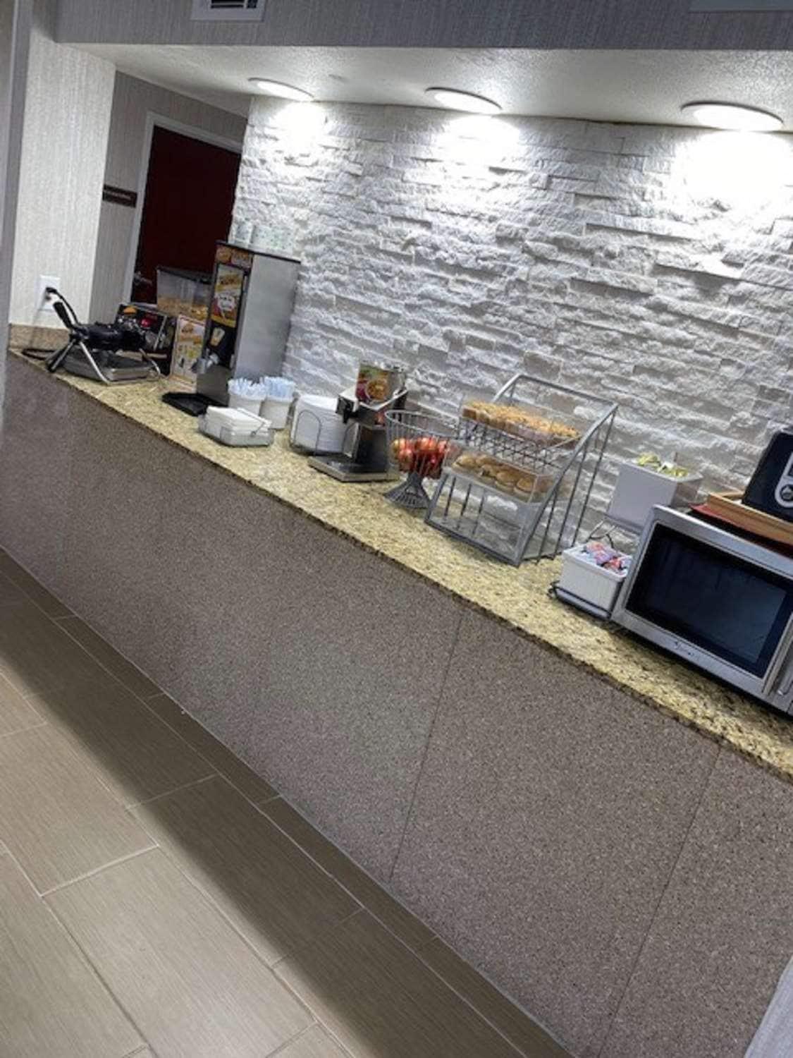Surestay Hotel By Best Western Alexandria Airport Екстер'єр фото